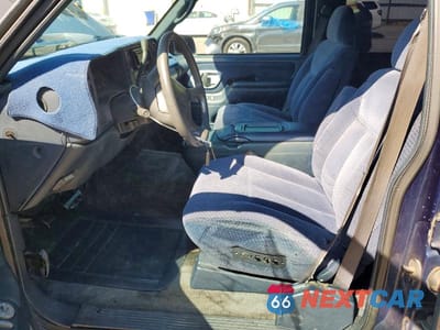 Zdjęcie 7 z 13 samochodu: 1995 CHEVROLET TAHOE C1500 VIN:1GNEC13K0SJ439140 - miniatura