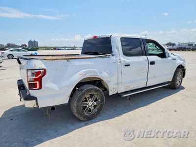 Trzecie zdjęcie samochodu z tyłu: 2020 FORD F150 SUPERCREW VIN:1FTEW1C57LKE26035 - miniatura