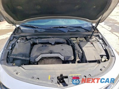 Zdjęcie 11 z 12 samochodu: 2016 CHEVROLET IMPALA VIN:2G1105SA9G9192180 - miniatura