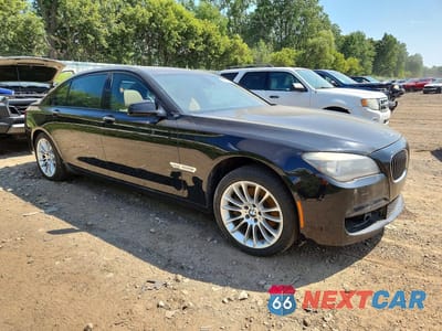 Czwarte zdjęcie samochodu z boku: 2012 BMW 750 LXI VIN:WBAKC8C51CC437706 - miniatura