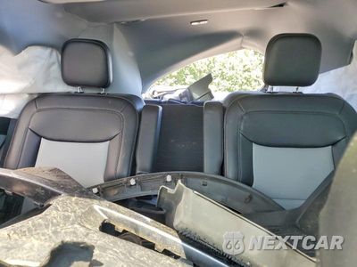 Zdjęcie 10 z 13 samochodu: 2023 FORD EXPLORER XLT VIN:1FMSK7DH7PGB78352 - miniatura