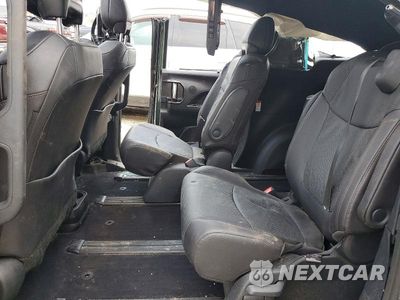 Zdjęcie 11 z 13 samochodu: 2026 TOYOTA SIENNA LIMITED 7-PASSENGER VIN:5TDZSKFC1TS258995 - miniatura