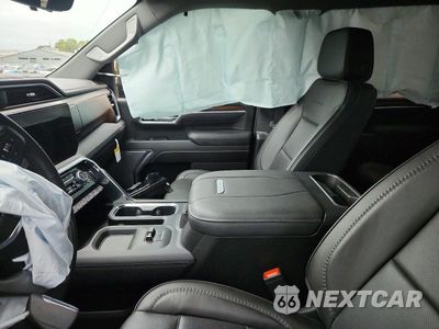 Zdjęcie 8 z 13 samochodu: 2025 GMC SIERRA K3500 DENALI VIN:1GT4UWEY3SF363092 - miniatura