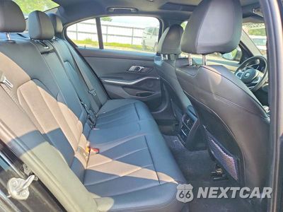 Zdjęcie 10 z 12 samochodu: 2021 BMW 330XI VIN:3MW5R7J02M8B90640 - miniatura