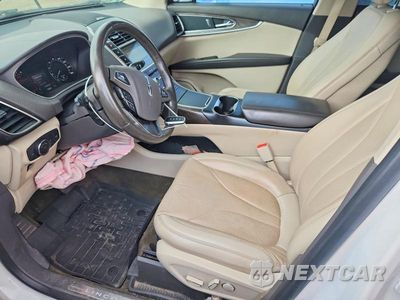 Zdjęcie 7 z 13 samochodu: 2018 LINCOLN MKX RESERVE VIN:2LMPJ8LP7JBL38157 - miniatura