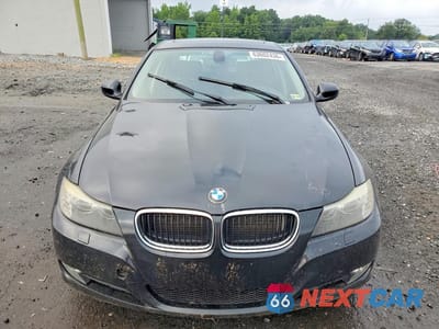 Piąte zdjęcie samochodu w środku: 2011 BMW 328 XI VIN:WBAPK7C58BA972626 - miniatura