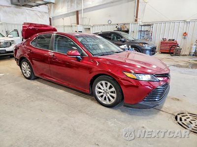 Czwarte zdjęcie samochodu z boku: 2018 TOYOTA CAMRY LE VIN:4T1B11HK0JU505897 - miniatura