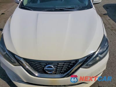 Zdjęcie 11 z 12 samochodu: 2018 NISSAN SENTRA SV VIN:3N1AB7AP0JY245734 - miniatura