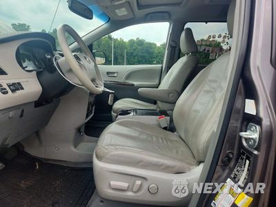 Zdjęcie 7 z 13 samochodu: 2014 TOYOTA SIENNA XLE 7-PASSENGER VIN:5TDDK3DC4ES088282 - miniatura