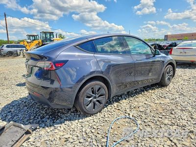 Trzecie zdjęcie samochodu z tyłu: 2024 TESLA MODEL Y VIN:7SAYGDEE3RF150972 - miniatura