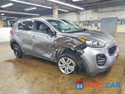 Czwarte zdjęcie samochodu z boku: 2017 KIA SPORTAGE LX VIN:KNDPMCAC1H7047103 - miniatura