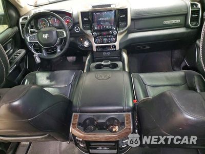 Zdjęcie 8 z 13 samochodu: 2020 RAM 1500 LARAMIE VIN:1C6SRFJT1LN374691 - miniatura