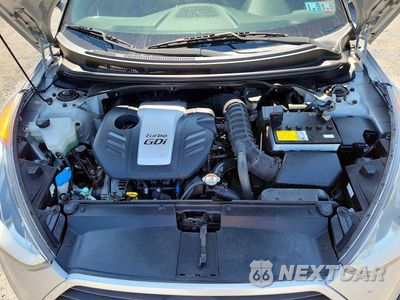 Zdjęcie 11 z 12 samochodu: 2013 HYUNDAI VELOSTER TURBO VIN:KMHTC6AE6DU106917 - miniatura
