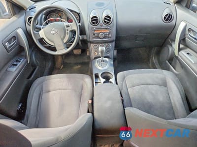 Zdjęcie 8 z 14 samochodu: 2011 NISSAN ROGUE S VIN:JN8AS5MV7BW663295 - miniatura