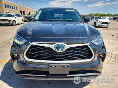 Piąte zdjęcie samochodu w środku: 2023 TOYOTA HIGHLANDER HYBRID BRONZE EDITION VIN:5TDABRCH8PS601121 - miniatura