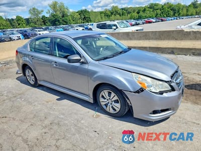 Czwarte zdjęcie samochodu z boku: 2011 SUBARU LEGACY 2.5I VIN:4S3BMBA63B3229107 - miniatura