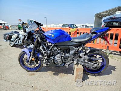 Trzecie zdjęcie samochodu z tyłu: 2024 YAMAHA YZFR7 VIN:JYARM38Y8RA002833 - miniatura