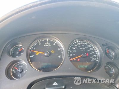 Zdjęcie 9 z 13 samochodu: 2008 GMC YUKON XL C1500 VIN:1GKFC16J68R202554 - miniatura