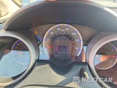 Zdjęcie 9 z 12 samochodu: 2013 HONDA FIT VIN:JHMGE8H31DC036179 - miniatura