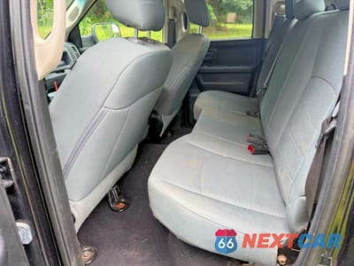 Zdjęcie 6 z 10 samochodu: 2019 RAM 1500 CLASSIC TRADESMAN VIN:1C6RR7FG8KS504515 - miniatura