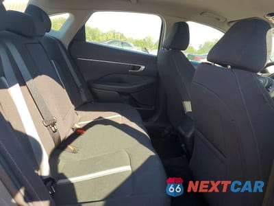 Zdjęcie 10 z 13 samochodu: 2023 HYUNDAI SONATA SEL VIN:KMHL64JA9PA301585 - miniatura