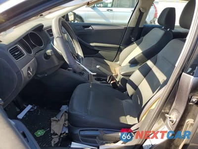 Zdjęcie 7 z 12 samochodu: 2018 VOLKSWAGEN JETTA S VIN:3VW167AJ6JM232553 - miniatura
