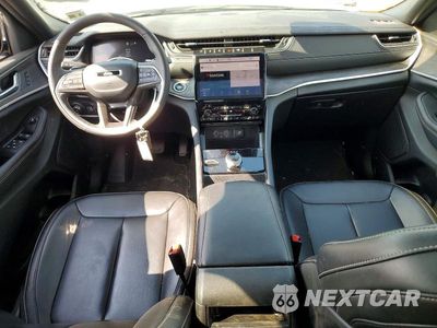 Zdjęcie 8 z 13 samochodu: 2025 JEEP GRAND CHEROKEE LIMITED VIN:1C4RJHBG6S8803560 - miniatura