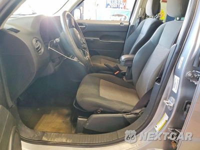 Zdjęcie 7 z 12 samochodu: 2014 JEEP PATRIOT SPORT VIN:1C4NJPBBXED912483 - miniatura