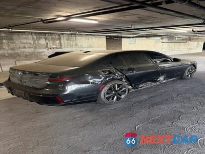 Czwarte zdjęcie samochodu z boku: 2024 BMW 740 I VIN:WBA23EH04RCT10176 - miniatura