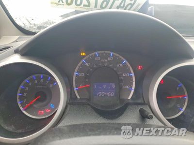 Zdjęcie 9 z 12 samochodu: 2012 HONDA FIT VIN:JHMGE8H3XCC039676 - miniatura