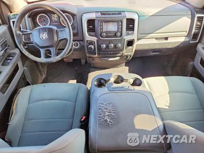 Zdjęcie 8 z 12 samochodu: 2017 RAM 1500 SLT VIN:1C6RR6GG3HS645414 - miniatura