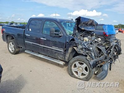 Czwarte zdjęcie samochodu z boku: 2012 GMC SIERRA K2500 DENALI VIN:1GT125EG8CF191380 - miniatura