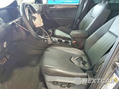 Zdjęcie 7 z 13 samochodu: 2022 VOLKSWAGEN TIGUAN SE R-LINE BLACK VIN:3VV8B7AX6NM001807 - miniatura
