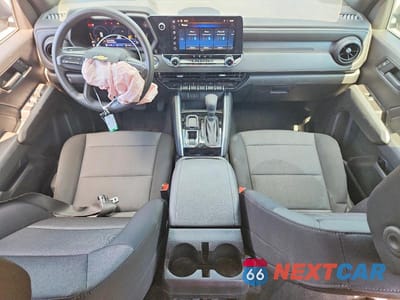 Zdjęcie 8 z 13 samochodu: 2026 CHEVROLET COLORADO VIN:1GCPSBEK2T1167568 - miniatura