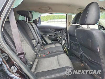 Zdjęcie 11 z 13 samochodu: 2017 NISSAN ROGUE VIN:JN8AT2MV5HW254555 - miniatura