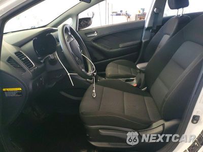 Zdjęcie 7 z 13 samochodu: 2018 KIA FORTE5 LX VIN:KNAFK5A84J5774114 - miniatura