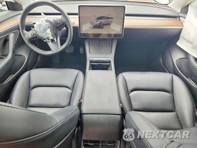 Zdjęcie 8 z 12 samochodu: 2023 TESLA MODEL 3 VIN:5YJ3E1EAXPF680507 - miniatura
