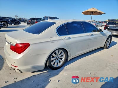 Trzecie zdjęcie samochodu z tyłu: 2010 BMW 750 LI XDRIVE VIN:WBAKC8C5XAC430847 - miniatura