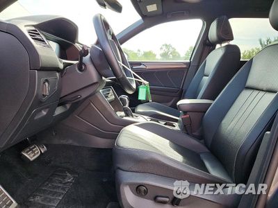 Zdjęcie 7 z 13 samochodu: 2023 VOLKSWAGEN TIGUAN SE R-LINE BLACK VIN:3VVCB7AX4PM142095 - miniatura