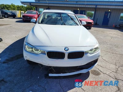 Piąte zdjęcie samochodu w środku: 2018 BMW 320 I VIN:WBA8A9C56JAH12066 - miniatura