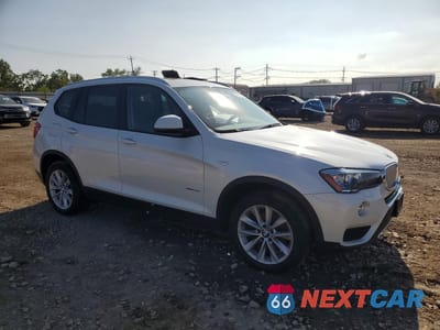 Czwarte zdjęcie samochodu z boku: 2017 BMW X3 XDRIVE28I VIN:5UXWX9C30H0W75213 - miniatura