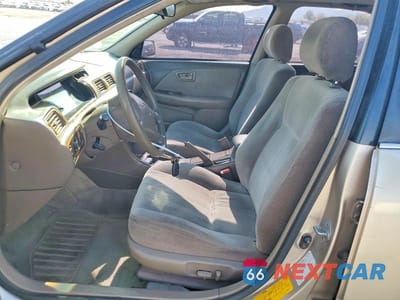 Zdjęcie 7 z 12 samochodu: 2000 TOYOTA CAMRY LE V6 VIN:JT2BF28K1Y0240350 - miniatura