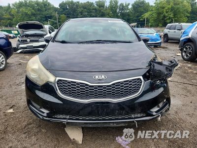 Piąte zdjęcie samochodu w środku: 2015 KIA FORTE EX VIN:KNAFX4A81F5370061 - miniatura