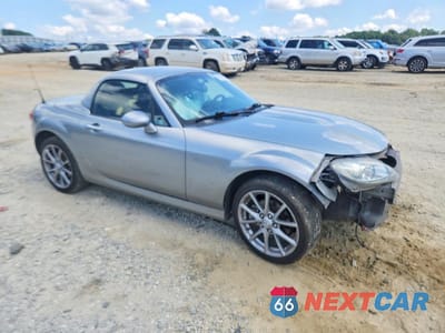 Czwarte zdjęcie samochodu z boku: 2011 MAZDA MX-5 MIATA VIN:JM1NC2MF5B0215609 - miniatura