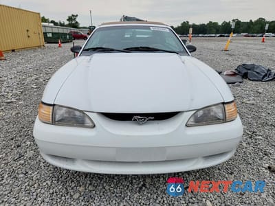Piąte zdjęcie samochodu w środku: 1995 FORD MUSTANG GT VIN:1FALP45T8SF104602 - miniatura