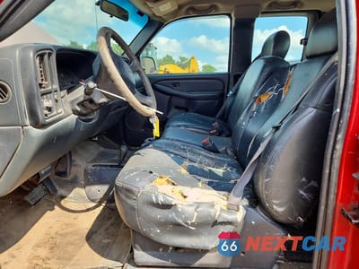 Zdjęcie 7 z 12 samochodu: 2002 CHEVROLET SILVERADO K1500 VIN:2GCEK19T821311573 - miniatura