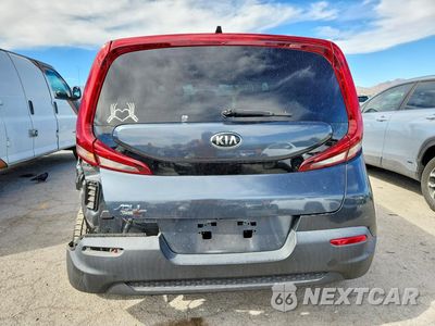 Zdjęcie 6 z 12 samochodu: 2020 KIA SOUL LX VIN:KNDJ23AU2L7047236 - miniatura