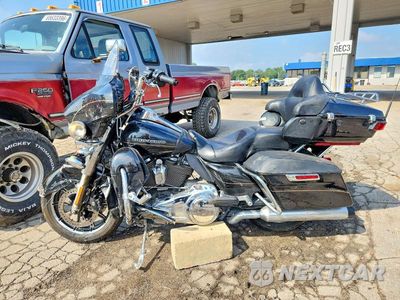 Trzecie zdjęcie samochodu z tyłu: 2017 HARLEY-DAVIDSON FLHTK ULTRA LIMITED VIN:1HD1KED19HB684110 - miniatura
