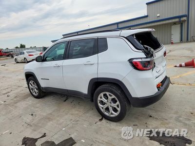 Drugie zdjęcie samochodu z przodu: 2024 JEEP COMPASS LATITUDE VIN:3C4NJDBN0RT139046 - miniatura