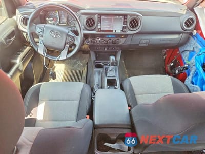 Zdjęcie 8 z 13 samochodu: 2022 TOYOTA TACOMA TRD SPORT VIN:3TMCZ5ANXNM526005 - miniatura
